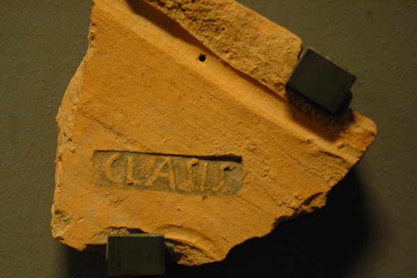 Neuss, Tile with inscription "classis"