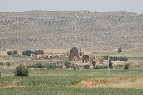 Firuzabad, Palace of Ardašir (seen from a distance)