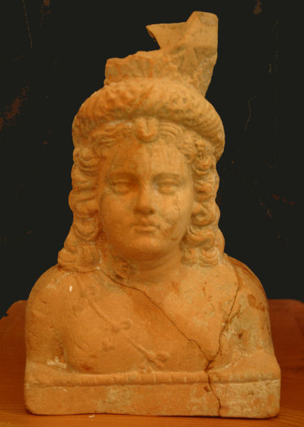 Susa, Small Hellenistic or Parthian portrait