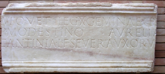 Augusta Emerita, Inscription mentioning X Gemina