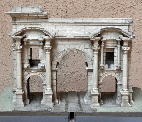 Timgad, Arch of Trajan (model)