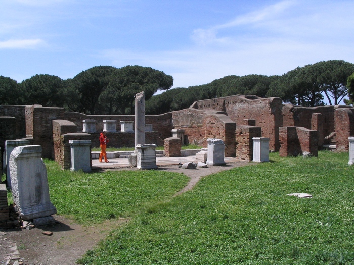 Ostia, Barracks of the Vigiles (1)