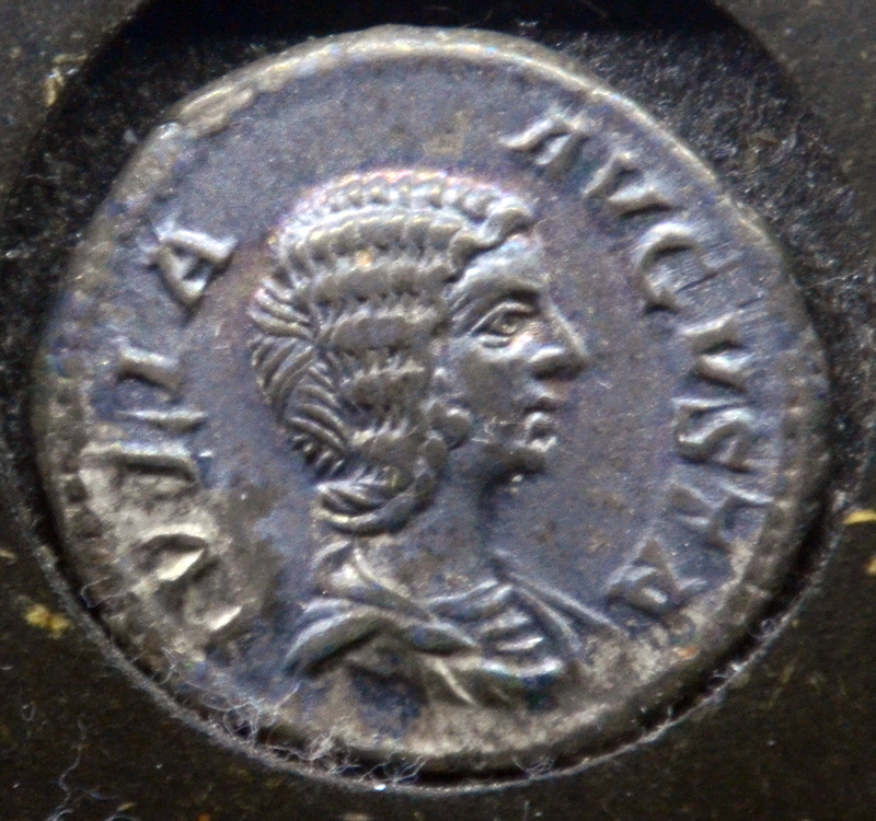 Julia Domna, coin