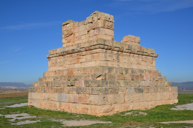 Soumaa d'el Khroub, Mausoleum of a Numidian king (1)