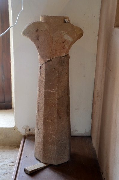 Kouklia, Marchellos, Column with lotus-shaped capital